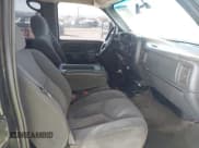 ✅ 2004 Chevrolet Silverado 2500HD LS • VIN: 1GCHK23174F158948 • Лот: 41409345. Опубликован ранее на IAAI с пробегом 245 373 миль. Бесплатный доступ к архиву аукционных продаж из США и подробный отчёт об истории автомобиля на DreamBid. Изображение 5.