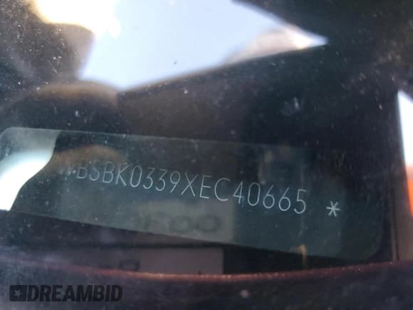 ✅ 1999 BMW 3 Series M3 • VIN: WBSBK0339XEC40665 • Lot: 80372484. Wystawiony na Copart z przebiegiem 102 393 mil. Bezpłatny archiwum sprzedaży aukcyjnych z USA i szczegółowy raport historii pojazdu na DreamBid. Zdjęcie 12.