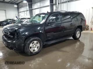 ✅ 2010 Chevrolet Suburban LT • VIN: 1GNUKJE3XAR186011 • Lot: 92259925. Listed on Copart with 234,842 mi. Free auction sales archive from the USA and detailed vehicle history report at DreamBid. Image 1.