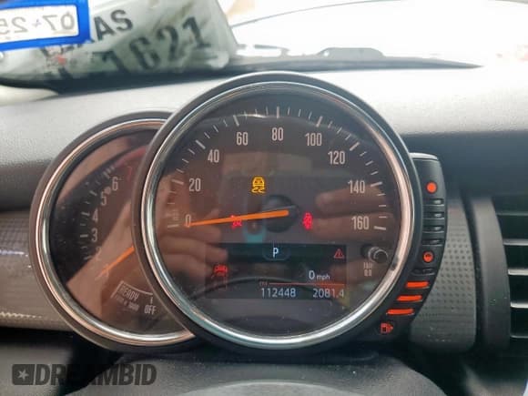 ✅ 2016 MINI Hardtop 4 Door • VIN: WMWXU1C5XG2D09974 • Лот: 70390915. Опубликован ранее на Copart с пробегом 112 448 миль. Бесплатный доступ к архиву аукционных продаж из США и подробный отчёт об истории автомобиля на DreamBid. Изображение 9.