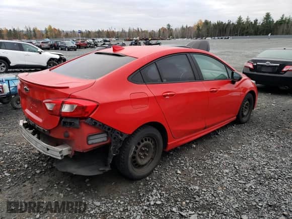 2018 Chevrolet Cruze LT с VIN 1G1BE5SM2J7122769, выставлен на аукционе Copart как лот 90571775 с пробегом 196 304 миль миль и Списание • Salvage title. История ставок и продаж доступна на DreamBid. Изображение 3.