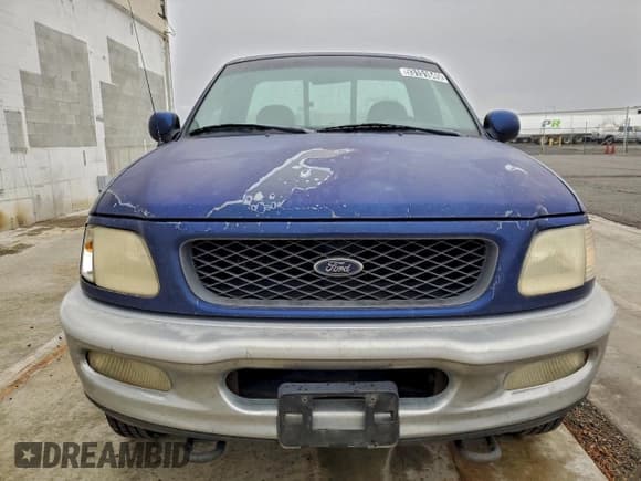 ✅ 1998 Ford F-150 • VIN: 2FTZF18WXWCA92983 • Lot: 93151645. Wystawiony na Copart z przebiegiem 420 000 mil. Bezpłatny archiwum sprzedaży aukcyjnych z USA i szczegółowy raport historii pojazdu na DreamBid. Zdjęcie 5.