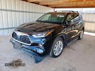 ✅ 2024 Toyota Highlander Hybrid Limited • VIN: 5TDXBRCHXRS625837 • Lot: 71690005. Listed on Copart with 17,698 mi. Free auction sales archive from the USA and detailed vehicle history report at DreamBid. Image 1.