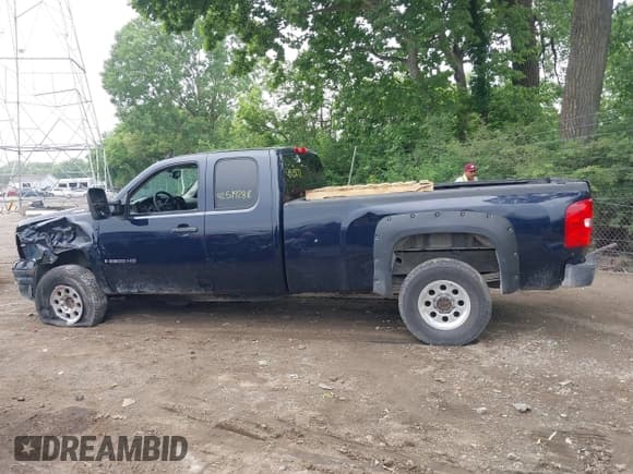 ✅ 2008 Chevrolet Silverado 2500HD Work Truck • VIN: 1GCHC29K08E144222 • Lot: 42519288. Wystawiony na IAAI z przebiegiem 186 271 mil. Bezpłatny archiwum sprzedaży aukcyjnych z USA i szczegółowy raport historii pojazdu na DreamBid. Zdjęcie 14.