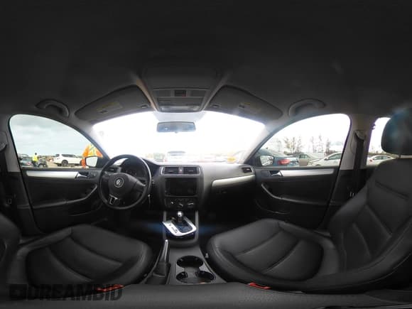 ✅ 2014 Volkswagen Jetta SE • VIN: 3VWD17AJ5EM289506 • Lot: 43461009. Listed on IAAI with 132,458 mi. Free auction sales archive from the USA and detailed vehicle history report at DreamBid. Image 18.