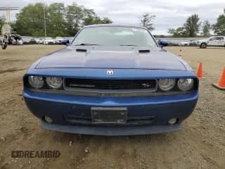 ✅ 2009 Dodge Challenger R/T • VIN: 2B3LJ54T59H593117 • Lot: 71909354. Wystawiony na Copart z przebiegiem 151 081 mil. Bezpłatny archiwum sprzedaży aukcyjnych z USA i szczegółowy raport historii pojazdu na DreamBid. Zdjęcie 5.