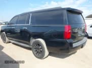 ✅ 2020 Chevrolet Suburban LT • VIN: 1GNSCHKC4LR154126 • Lot: 42983785. Wystawiony na IAAI z przebiegiem 190 770 mil. Bezpłatny archiwum sprzedaży aukcyjnych z USA i szczegółowy raport historii pojazdu na DreamBid. Zdjęcie 3.