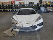 ✅ 2023 Chevrolet Corvette 2LT • VIN: 1G1YB2D44P5101814 • Lot: 69844295. Wystawiony na Copart z przebiegiem 22 831 mil. Bezpłatny archiwum sprzedaży aukcyjnych z USA i szczegółowy raport historii pojazdu na DreamBid. Zdjęcie 5.