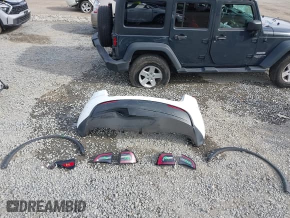 ✅ 2023 Tesla Model Y Long Range • VIN: 7SAYGDEE7PF682772 • Лот: 43475618. Опубликован ранее на IAAI с пробегом 35 755 миль. Бесплатный доступ к архиву аукционных продаж из США и подробный отчёт об истории автомобиля на DreamBid. Изображение 12.