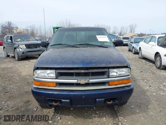 ✅ 2000 Chevrolet S-10 LS • VIN: 1GCDT19W1YK191739 • Лот: 41918370. Опубликован ранее на IAAI с пробегом 118 797 миль. Бесплатный доступ к архиву аукционных продаж из США и подробный отчёт об истории автомобиля на DreamBid. Изображение 6.