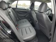 ✅ 2009 Volkswagen Jetta SE • VIN: 3VWRM71K29M024537 • Lot: 85837855. Wystawiony na Copart z przebiegiem 123 831 mil. Bezpłatny archiwum sprzedaży aukcyjnych z USA i szczegółowy raport historii pojazdu na DreamBid. Zdjęcie 10.