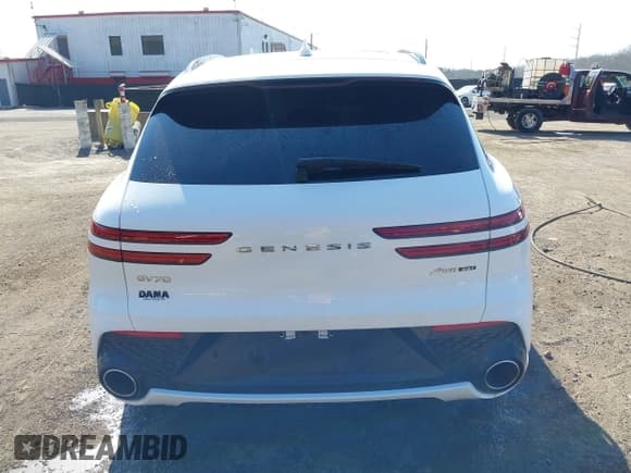 ✅ 2022 Genesis GV70 Sport • VIN: KMUMCDTC4NU039497 • Lot: 41668778. Wystawiony na IAAI z przebiegiem 31 545 mil. Bezpłatny archiwum sprzedaży aukcyjnych z USA i szczegółowy raport historii pojazdu na DreamBid. Zdjęcie 16.