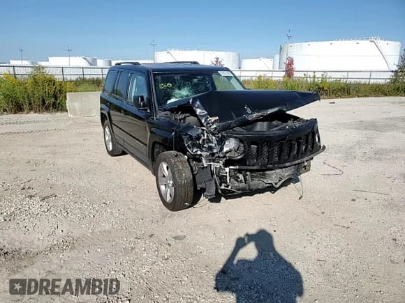 ✅ 2015 Jeep Patriot Latitude • VIN: 1C4NJPFB0FD328802 • Lot: 80837495. Listed on Copart with 198,691 mi. Free auction sales archive from the USA and detailed vehicle history report at DreamBid. Image 14.