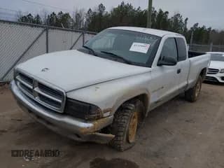 ✅ 1999 Dodge Dakota SLT • VIN: 1B7GG22X3XS223969 • Lot: 41329085. Wystawiony na IAAI z przebiegiem 185 859 mil. Bezpłatny archiwum sprzedaży aukcyjnych z USA i szczegółowy raport historii pojazdu na DreamBid. Zdjęcie 6.