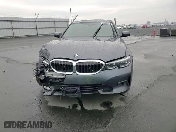 ✅ 2022 BMW 3 Series 330i • VIN: 3MW5R1J04N8C45331 • Лот: 93340935. Опубликован ранее на Copart с пробегом 56 514 миль. Бесплатный доступ к архиву аукционных продаж из США и подробный отчёт об истории автомобиля на DreamBid. Изображение 13.