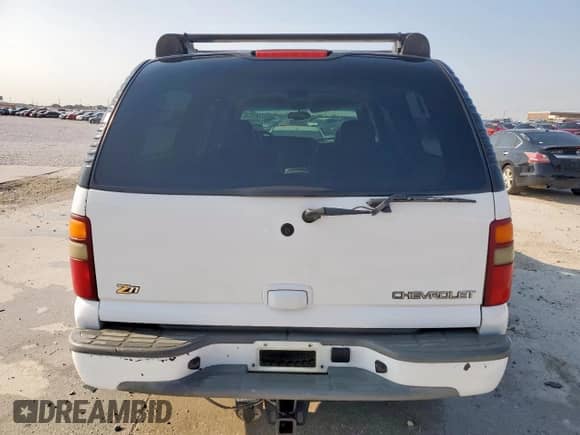 2003 Chevrolet Suburban Z71 с VIN 3GNFK16Z93G228859, выставлен на аукционе Copart как лот 71418375 с пробегом 322 099 миль миль и Чистый • Clean title. История ставок и продаж доступна на DreamBid. Изображение 6.