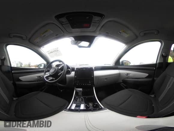 2024 Hyundai Tucson SEL z VIN 5NMJBCDE7RH338594, wystawiony jako IAAI lot #43514861 z przebiegiem 26 078 mil mil oraz . Historia ofert i sprzedaży dostępna na DreamBid. Obrazek 22.