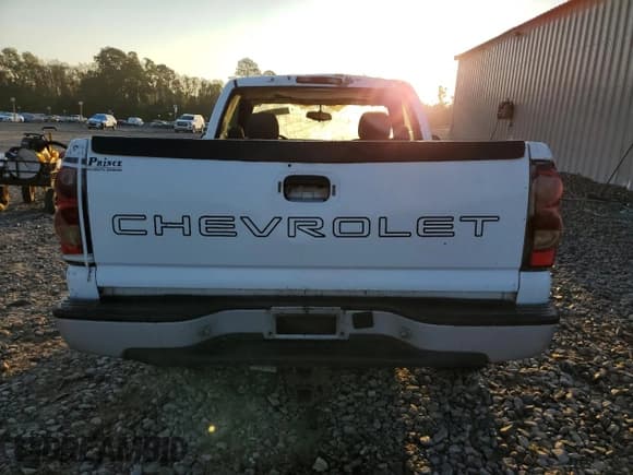 ✅ 2006 Chevrolet Silverado 1500 Work Truck • VIN: 1GCEC14X26Z119375 • Лот: 75095794. Опубликован ранее на Copart с пробегом 125 073 миль. Бесплатный доступ к архиву аукционных продаж из США и подробный отчёт об истории автомобиля на DreamBid. Изображение 6.