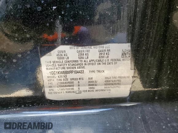 ✅ 2015 Chevrolet Silverado 2500HD LTZ • VIN: 1GC1KWE8XFF104422 • Lot: 92996355. Wystawiony na Copart z przebiegiem 161 940 mil. Bezpłatny archiwum sprzedaży aukcyjnych z USA i szczegółowy raport historii pojazdu na DreamBid. Zdjęcie 12.