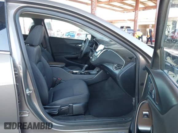 ✅ 2020 Chevrolet Malibu LT • VIN: 1G1ZD5ST6LF101134 • Lot: 43197233. Listed on IAAI with 94,665 mi miles. Access the free auction sales archive from the USA and view a detailed vehicle history report at DreamBid. Image 5.