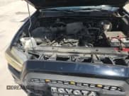 ✅ 2019 Toyota Tacoma SR • VIN: 5TFAX5GN7KX147344 • Лот: 82147975. Опубликован ранее на Copart с пробегом 77 592 миль. Бесплатный доступ к архиву аукционных продаж из США и подробный отчёт об истории автомобиля на DreamBid. Изображение 15.