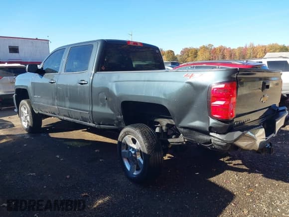 ✅ 2019 Chevrolet Silverado 2500HD LT • VIN: 1GC1KSEY1KF185426 • Лот: 40644945. Опубликован ранее на IAAI с пробегом 111 476 миль. Бесплатный доступ к архиву аукционных продаж из США и подробный отчёт об истории автомобиля на DreamBid. Изображение 3.