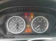 ✅ 2007 BMW 6 Series 650i • VIN: WBAEK13517CN84217 • Lot: 87413775. Wystawiony na Copart z przebiegiem 92 851 mil. Bezpłatny archiwum sprzedaży aukcyjnych z USA i szczegółowy raport historii pojazdu na DreamBid. Zdjęcie 9.