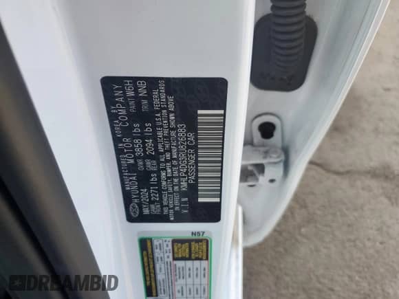 2024 Hyundai Elantra Limited with VIN KMHLP4DG3RU826883, listed as a Copart auction lot 80244515 with 7,591 mi miles and Salvage title. Bid and sale history available at DreamBid. Image 12.