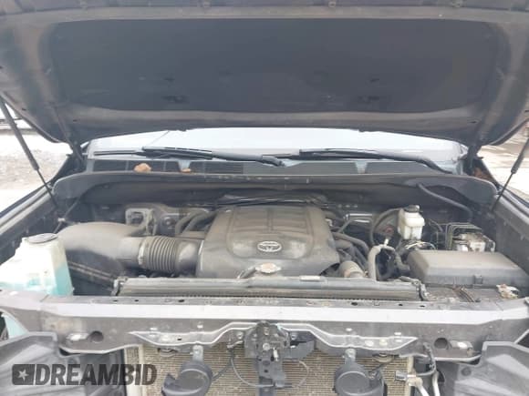 ✅ 2020 Toyota Tundra SR5 • VIN: 5TFDY5F10LX941225 • Lot: 41961045. Wystawiony na IAAI z przebiegiem 123 180 mil. Bezpłatny archiwum sprzedaży aukcyjnych z USA i szczegółowy raport historii pojazdu na DreamBid. Zdjęcie 10.