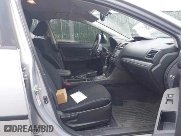 ✅ 2014 Subaru Crosstrek Premium • VIN: JF2GPAWC7EH202068 • Lot: 43822923. Wystawiony na IAAI z przebiegiem 121 338 mil. Bezpłatny archiwum sprzedaży aukcyjnych z USA i szczegółowy raport historii pojazdu na DreamBid. Zdjęcie 5.