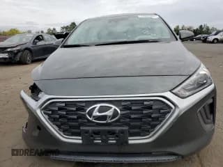 ✅ 2020 Hyundai Ioniq Blue • VIN: KMHC65LC3LU219932 • Lot: 72845504. Wystawiony na Copart z przebiegiem Nie podano. Bezpłatny archiwum sprzedaży aukcyjnych z USA i szczegółowy raport historii pojazdu na DreamBid. Zdjęcie 5.