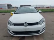 ✅ 2015 Volkswagen Golf TSI S • VIN: 3VW217AU8FM049479 • Lot: 42431495. Wystawiony na IAAI z przebiegiem 136 475 mil. Bezpłatny archiwum sprzedaży aukcyjnych z USA i szczegółowy raport historii pojazdu na DreamBid. Zdjęcie 12.