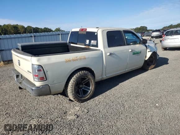 ✅ 2010 Dodge 1500 SLT • VIN: 1D7RV1CT6AS227368 • Лот: 75724004. Размещён на Copart с пробегом 239 590 миль миль. Получите бесплатный доступ к архиву аукционных продаж из США и посмотрите подробный отчёт об истории автомобиля на DreamBid. Изображение 3.