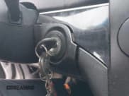 ✅ 2008 Hyundai Veracruz GLS • VIN: KM8NU73C28U074688 • Lot: 41980498. Listed on IAAI with 204,848 mi. Free auction sales archive from the USA and detailed vehicle history report at DreamBid. Image 11.