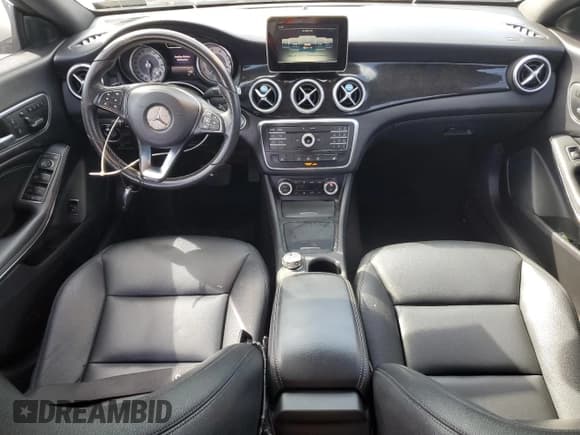 ✅ 2015 Mercedes-Benz CLA 250 • VIN: WDDSJ4GB5FN186818 • Lot: 81955215. Listed on Copart with 139,579 mi. Free auction sales archive from the USA and detailed vehicle history report at DreamBid. Image 8.