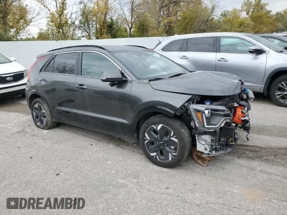 ✅ 2024 Kia Niro Wind • VIN: KNDCR3L16R5114500 • Lot: 89858725. Wystawiony na Copart z przebiegiem 27 774 mil. Bezpłatny archiwum sprzedaży aukcyjnych z USA i szczegółowy raport historii pojazdu na DreamBid. Zdjęcie 4.