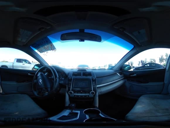 ✅ 2014 Toyota Camry SE • VIN: 4T1BF1FK5EU835402 • Лот: 43320819. Опубликован ранее на IAAI с пробегом 194 372 миль. Бесплатный доступ к архиву аукционных продаж из США и подробный отчёт об истории автомобиля на DreamBid. Изображение 18.