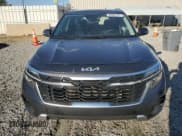 ✅ 2025 Kia Seltos EX • VIN: KNDER2AA1S7696408 • Lot: 90895195. Listed on Copart with 17,653 mi. Free auction sales archive from the USA and detailed vehicle history report at DreamBid. Image 5.