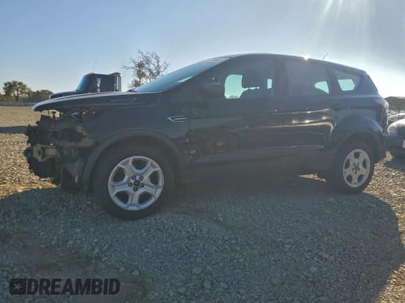 ✅ 2017 Ford Escape S • VIN: 1FMCU0F74HUA26736 • Лот: 93768345. Опубликован ранее на Copart с пробегом 58 379 миль. Бесплатный доступ к архиву аукционных продаж из США и подробный отчёт об истории автомобиля на DreamBid. Изображение 1.