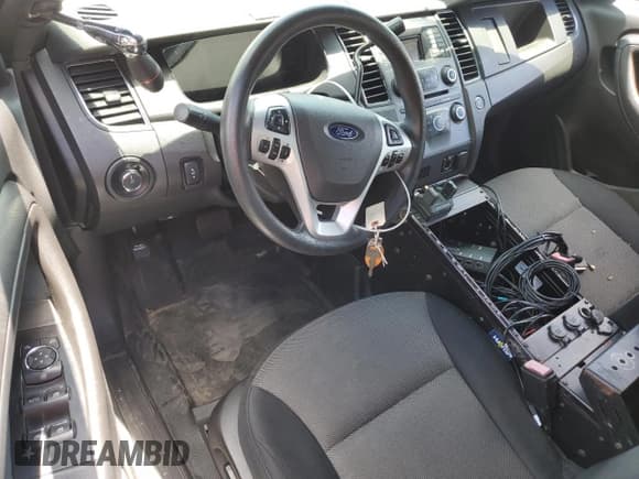 ✅ 2014 Ford Police Interceptor • VIN: 1FAHP2MK3EG170234 • Лот: 59067844. Опубликован ранее на Copart с пробегом 79 393 миль. Бесплатный доступ к архиву аукционных продаж из США и подробный отчёт об истории автомобиля на DreamBid. Изображение 8.