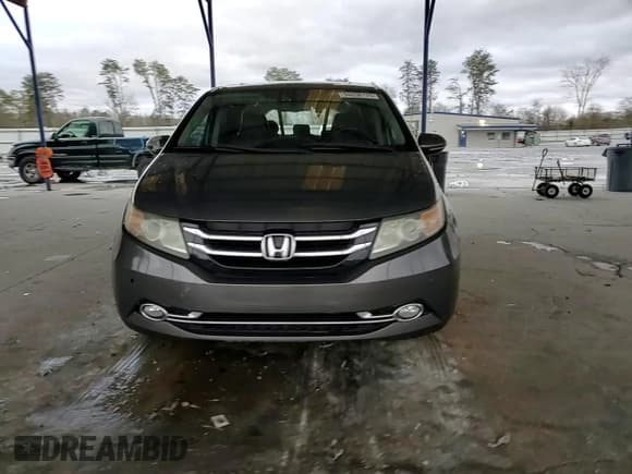 ✅ 2014 Honda Odyssey Touring • VIN: 5FNRL5H99EB020223 • Лот: 94658175. Опубликован ранее на Copart с пробегом 181 678 миль. Бесплатный доступ к архиву аукционных продаж из США и подробный отчёт об истории автомобиля на DreamBid. Изображение 14.