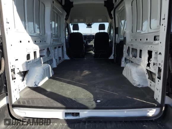 ✅ 2021 Ford Transit Cargo • VIN: 1FTBR1X81MKA31994 • Lot: 45523885. Listed on Copart with 151,001 mi. Free auction sales archive from the USA and detailed vehicle history report at DreamBid. Image 11.