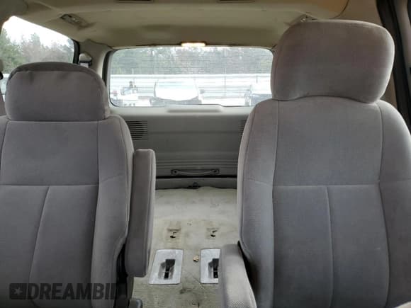 ✅ 2002 Oldsmobile Silhouette GL • VIN: 1GHDX23E82D167079 • Lot: 84470434. Listed on Copart with 194,979 mi. Free auction sales archive from the USA and detailed vehicle history report at DreamBid. Image 10.