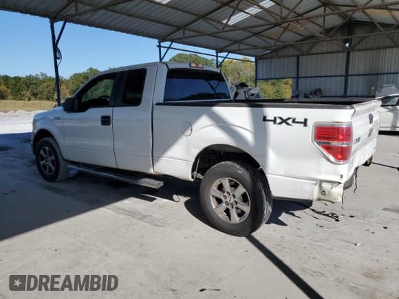 ✅ 2011 Ford F-150 XLT • VIN: 1FTFX1EF7BFC28070 • Лот: 85150145. Опубликован ранее на Copart с пробегом 305 833 миль. Бесплатный доступ к архиву аукционных продаж из США и подробный отчёт об истории автомобиля на DreamBid. Изображение 2.