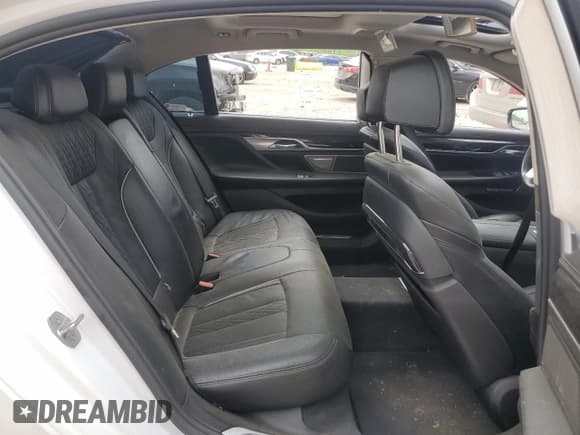 ✅ 2016 BMW 7 Series 750i xDrive • VIN: WBA7F2C56GG418433 • Lot: 56247895. Listed on Copart with Not provided. Free auction sales archive from the USA and detailed vehicle history report at DreamBid. Image 10.