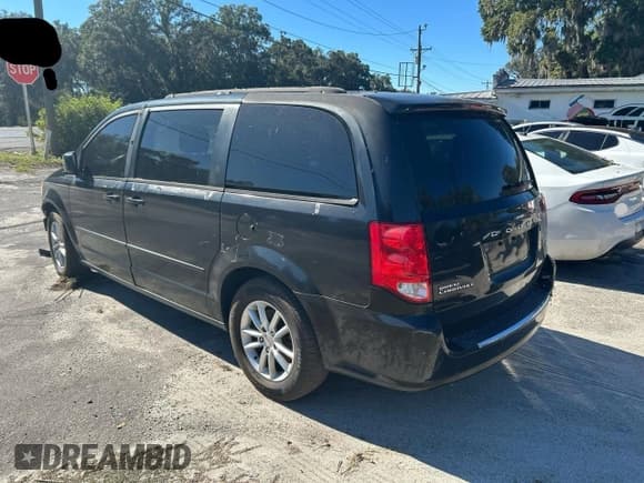 ✅ 2014 Dodge Grand Caravan SXT • VIN: 2C4RDGCG9ER128683 • Lot: 91316415. Wystawiony na Copart z przebiegiem Nie podano. Bezpłatny archiwum sprzedaży aukcyjnych z USA i szczegółowy raport historii pojazdu na DreamBid. Zdjęcie 3.