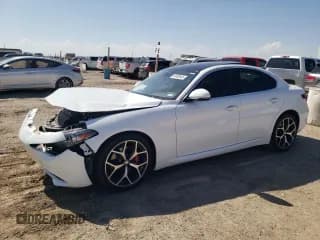 ✅ 2021 Alfa Romeo Giulia Ti • VIN: ZARFANBN0M7642850 • Lot: 53498445. Wystawiony na Copart z przebiegiem Nie podano. Bezpłatny archiwum sprzedaży aukcyjnych z USA i szczegółowy raport historii pojazdu na DreamBid. Zdjęcie 1.