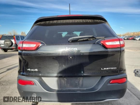 ✅ 2016 Jeep Cherokee Limited • VIN: 1C4PJMDB4GW267132 • Лот: 91739435. Опубликован ранее на Copart с пробегом 151 727 миль. Бесплатный доступ к архиву аукционных продаж из США и подробный отчёт об истории автомобиля на DreamBid. Изображение 6.