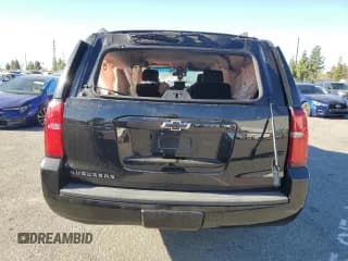 ✅ 2017 Chevrolet Suburban LT • VIN: 1GNSCHKC2HR151121 • Lot: 80391254. Wystawiony na Copart z przebiegiem 113 449 mil. Bezpłatny archiwum sprzedaży aukcyjnych z USA i szczegółowy raport historii pojazdu na DreamBid. Zdjęcie 6.