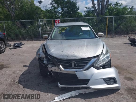 ✅ 2016 Nissan Altima SR • VIN: 1N4AL3AP4GC293313 • Lot: 42335006. Wystawiony na IAAI z przebiegiem 141 538 mil. Bezpłatny archiwum sprzedaży aukcyjnych z USA i szczegółowy raport historii pojazdu na DreamBid. Zdjęcie 6.